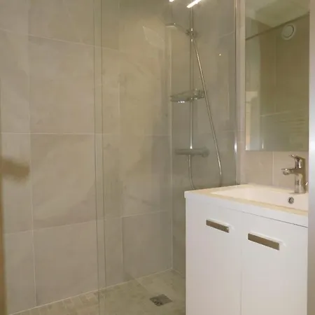 Cozy T2 In Les Pins 2 Air-conditioned With Pool And Par *